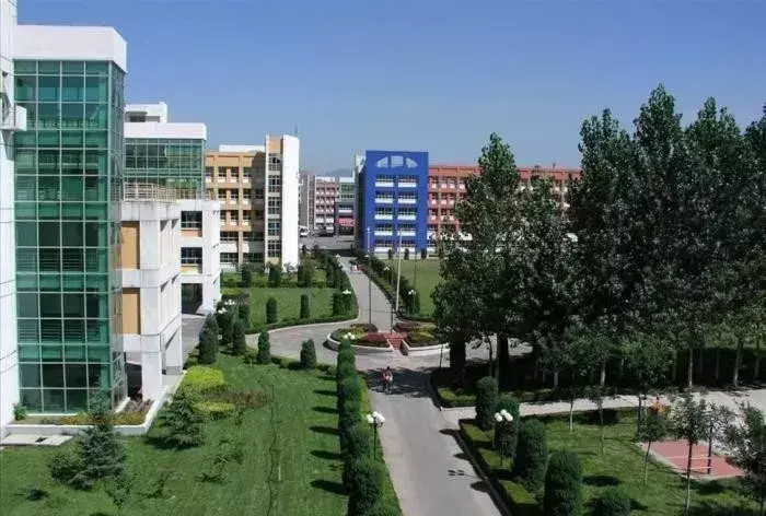中国政法大学在哪里（中国政法大学在哪里北京）