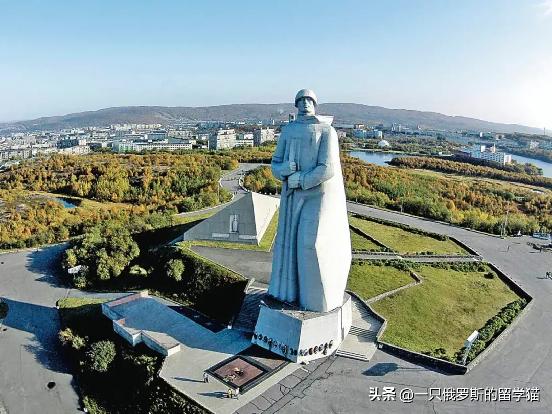 俄罗斯最著名的十大雕塑(中国十大著名雕塑作品)