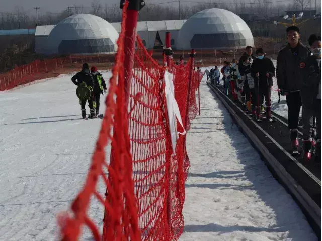 江苏哪里有滑雪场地（江苏附近大型滑雪场分享）