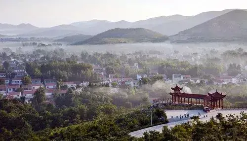 中国十大富村排名(中国十大富裕村的位置)