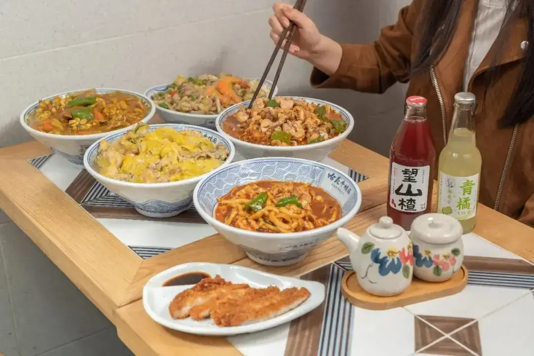 蟹尊苑888套餐几个人吃(附:上海蟹尊苑的地址)