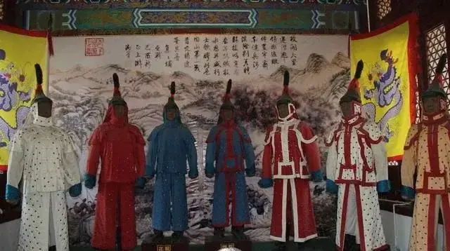 满族八大姓氏分别改成了什么汉姓(改为汉族姓氏对照表)