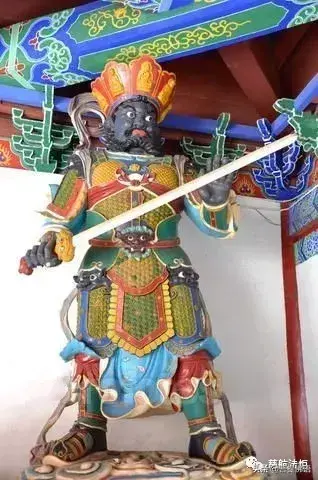 东方持国天王手持什么(附:佛教四大天王图片及简介)