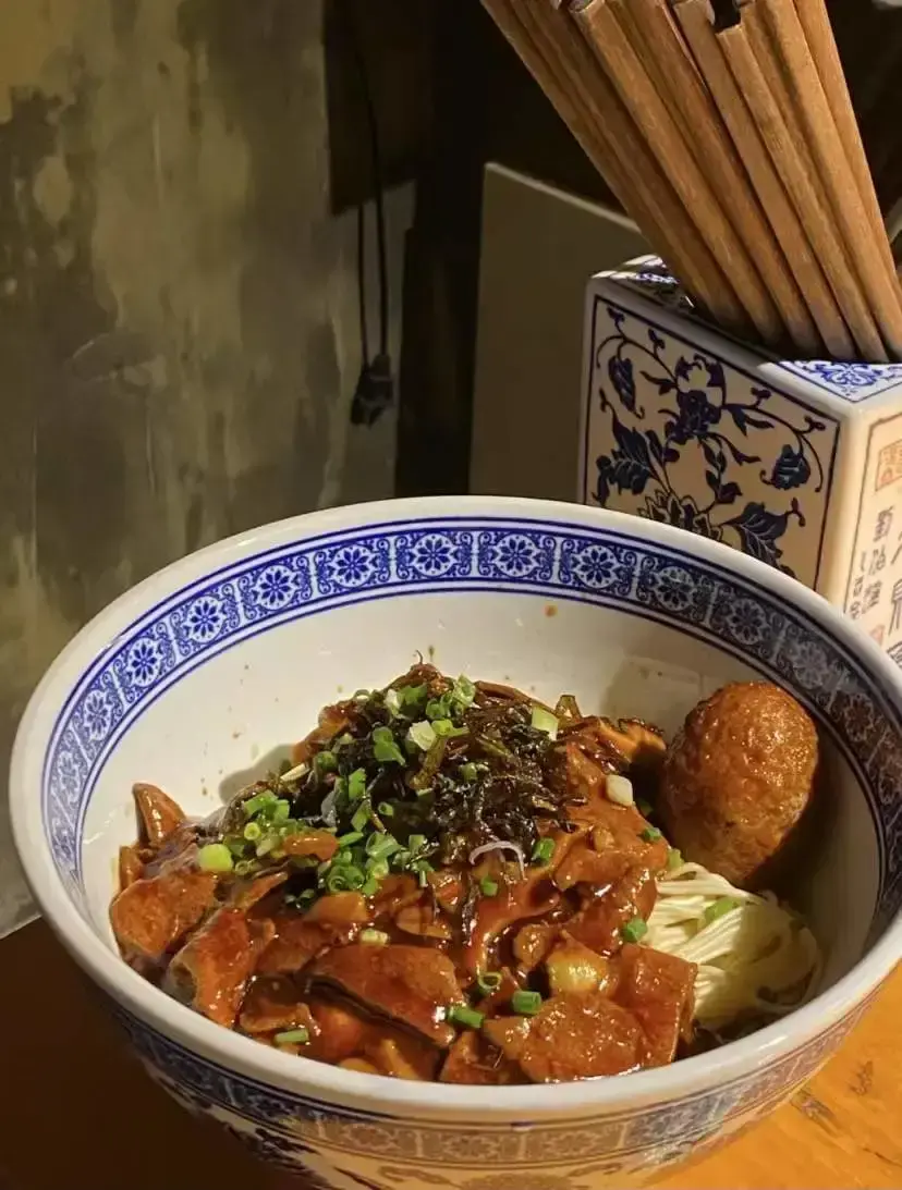 蟹尊苑888套餐几个人吃(附:上海蟹尊苑的地址)