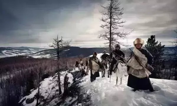 查腾族有多少人(查腾族的居住范围及风俗介绍)