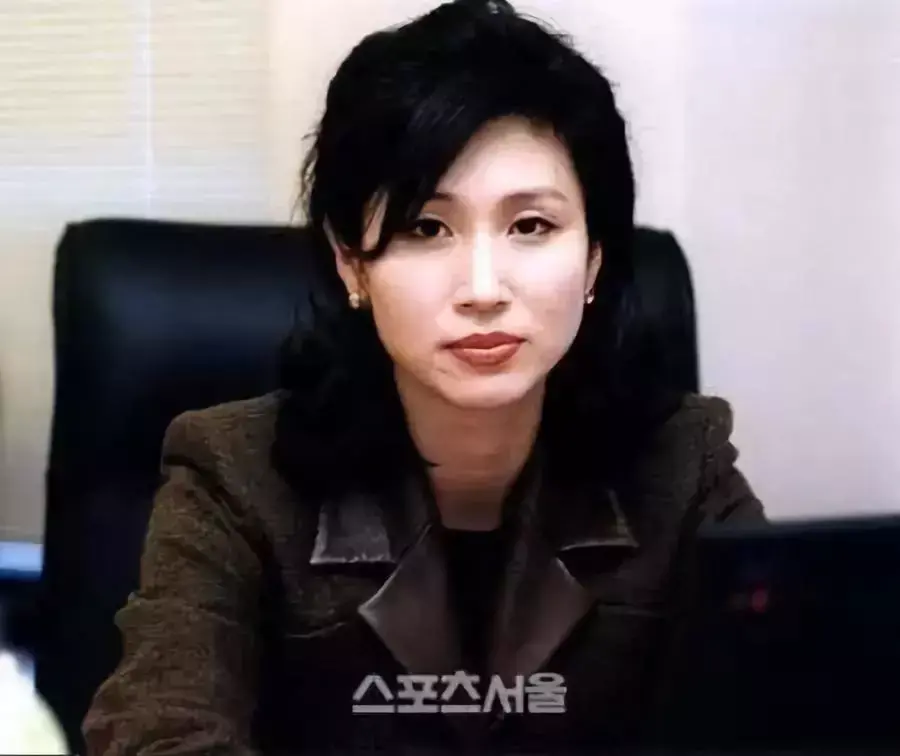 崔泰源与卢素英的世纪离婚案(崔泰源哪年出生的)