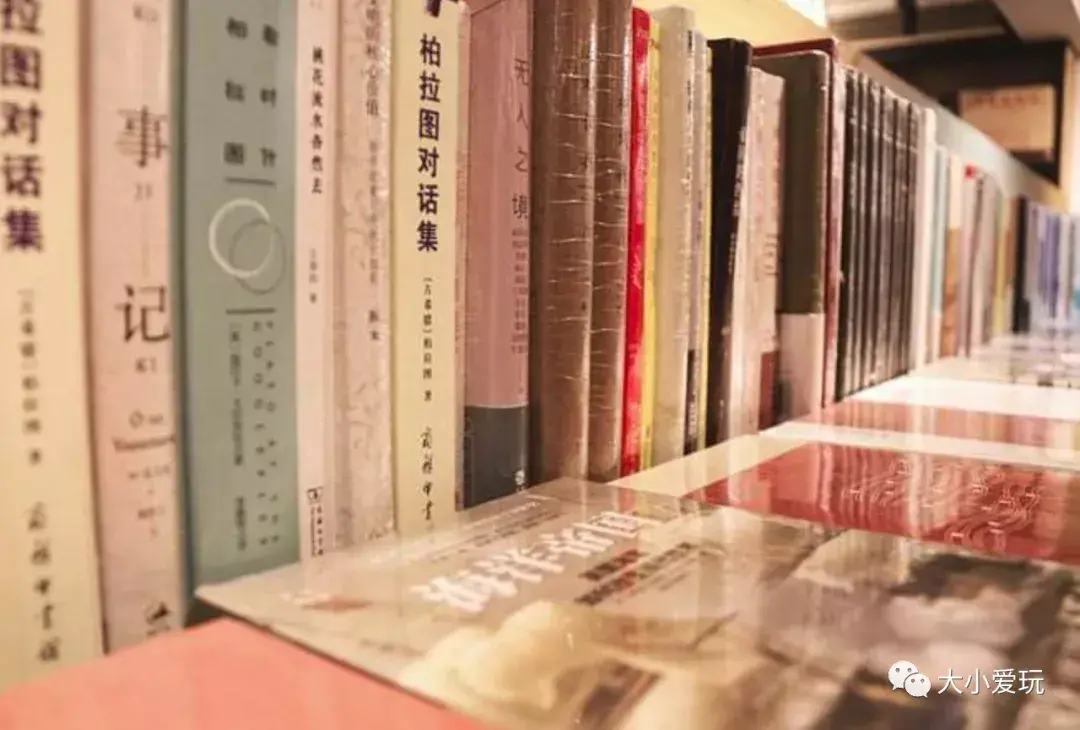 万圣书园为什么那么火(万圣书园营业时间)