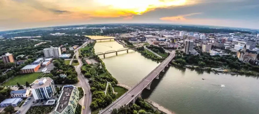 加拿大首都温哥华还是渥太华（加拿大温哥华图片大全）