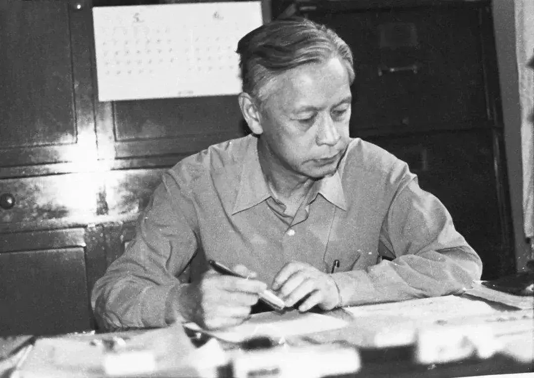 中国十大英雄人物简短故事（中国现代十大英雄人物故事）