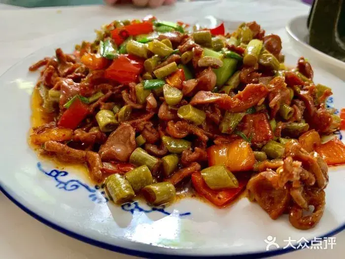 湘菜馆名字叫什么更让人记住(好听的湘菜馆名字大全)