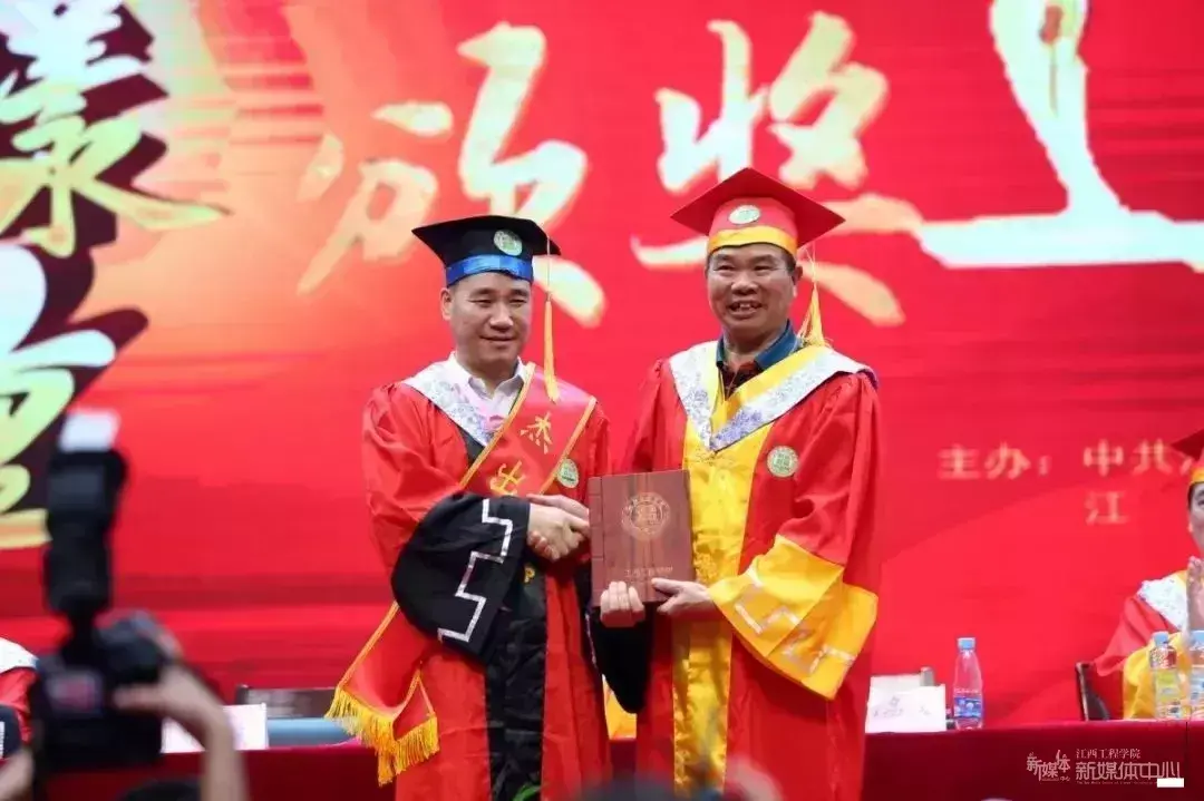 孙清焕高安哪个镇上人（木林森主要股东）